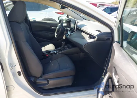 2021 Toyota Corolla Le z USA, uszkodzony, nr VIN 5YFEPMAE3MP247317